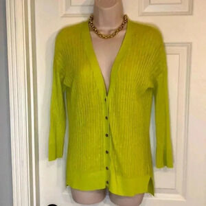 𝅺Lime green jcp button down‎ cardigan size ps
